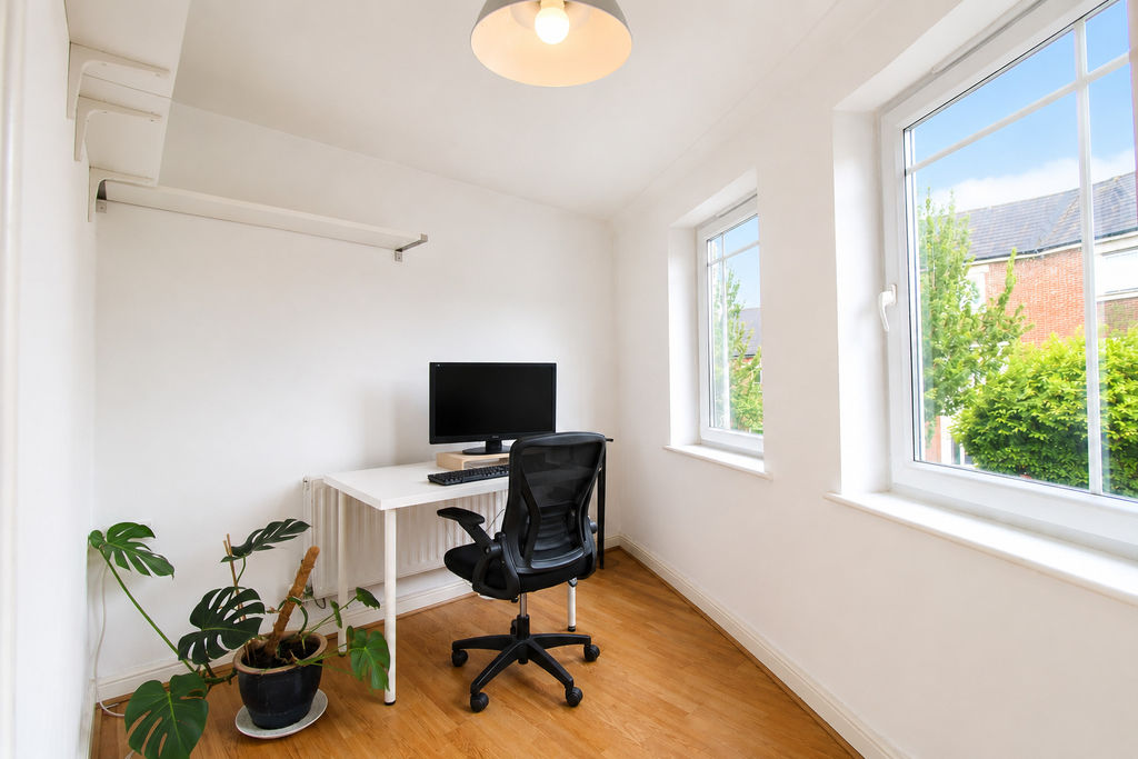 drayton street , - photo 1 of 10