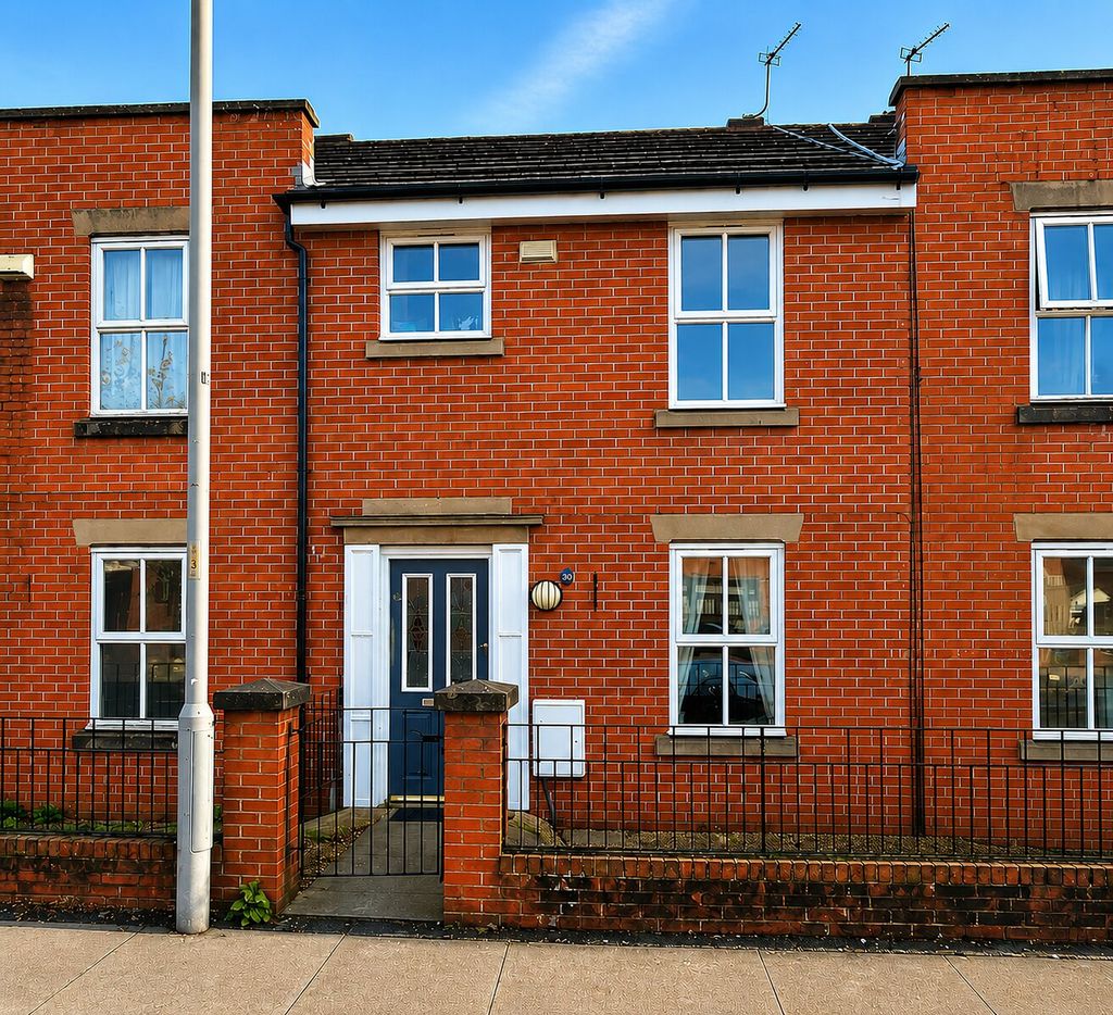 Greenheys Lane West, Hulme - photo 1 of 8
