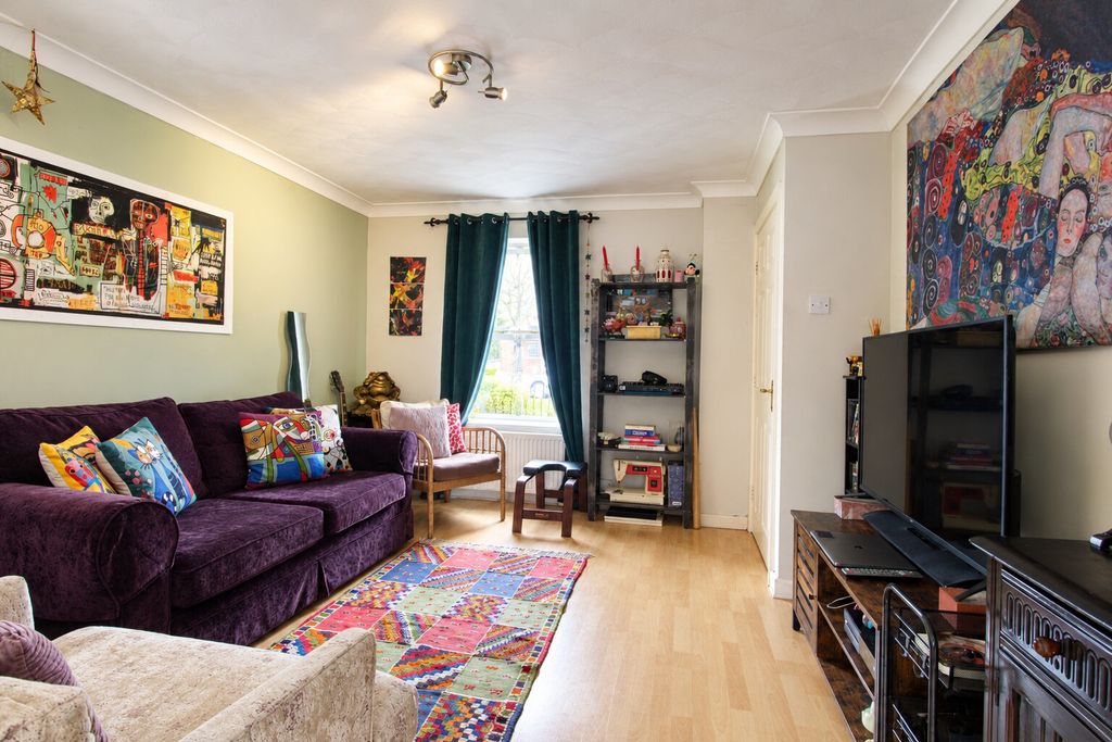 Greenheys Lane West, Hulme - photo 1 of 8