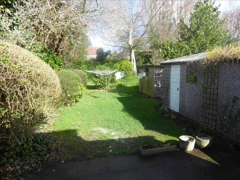 Lawson Avenue, Gatley Delisa Miller