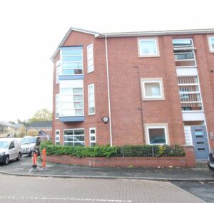 Quinney Crescent, Manchester
